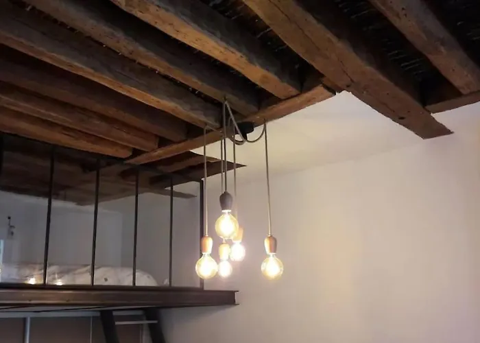 Bel Parisien, Typique Du Marais * Párizs