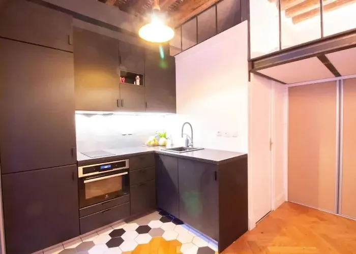 Apartman Bel Parisien, Typique Du Marais *
